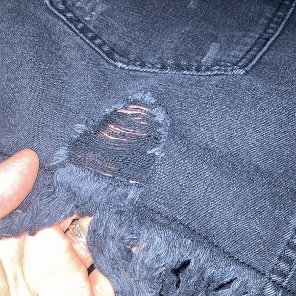 Ladies black jean skirt with pockets - Picture 10 of 11